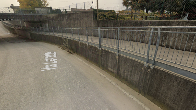 Chiusura sottopasso pedonale di via Levade