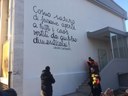 La poesia-murales “Cosmo saturo” è tornata sul muro del Centro studi