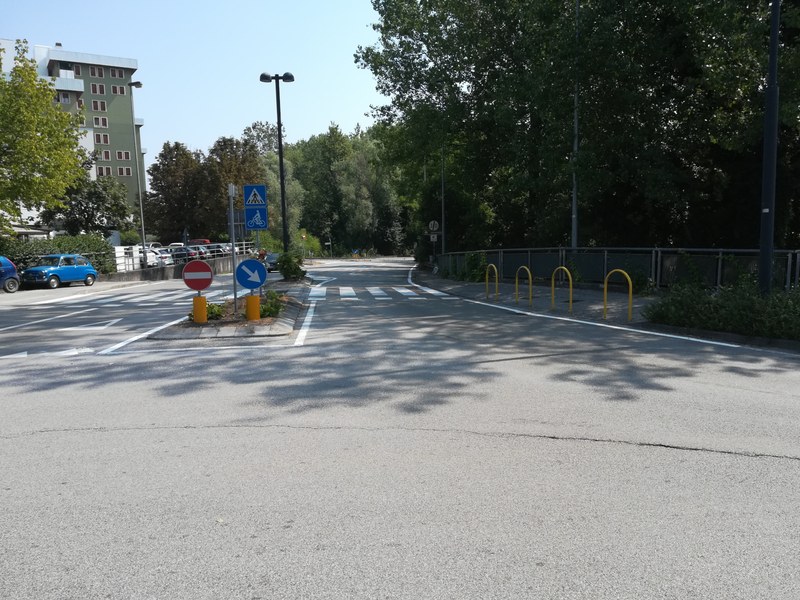 Lavori per nuova ciclabile, chiude accesso a via Revedole da via Martelli