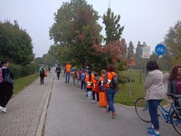 «Pedibus», oltre 200 bambini a scuola a piedi