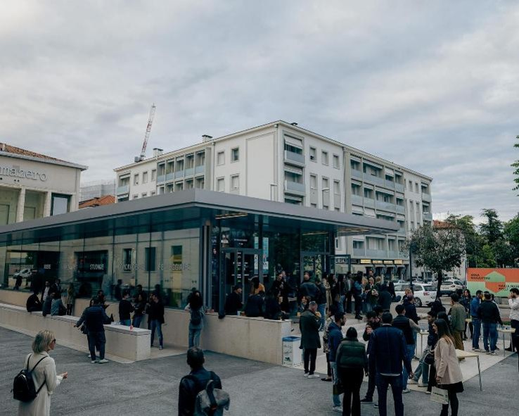 Nuovo padiglione polifunzionale in piazza Maestri del Lavoro