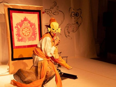 Rassegna teatrale a cura di Scuola Sperimentale dell'Attore #estateApordenone
