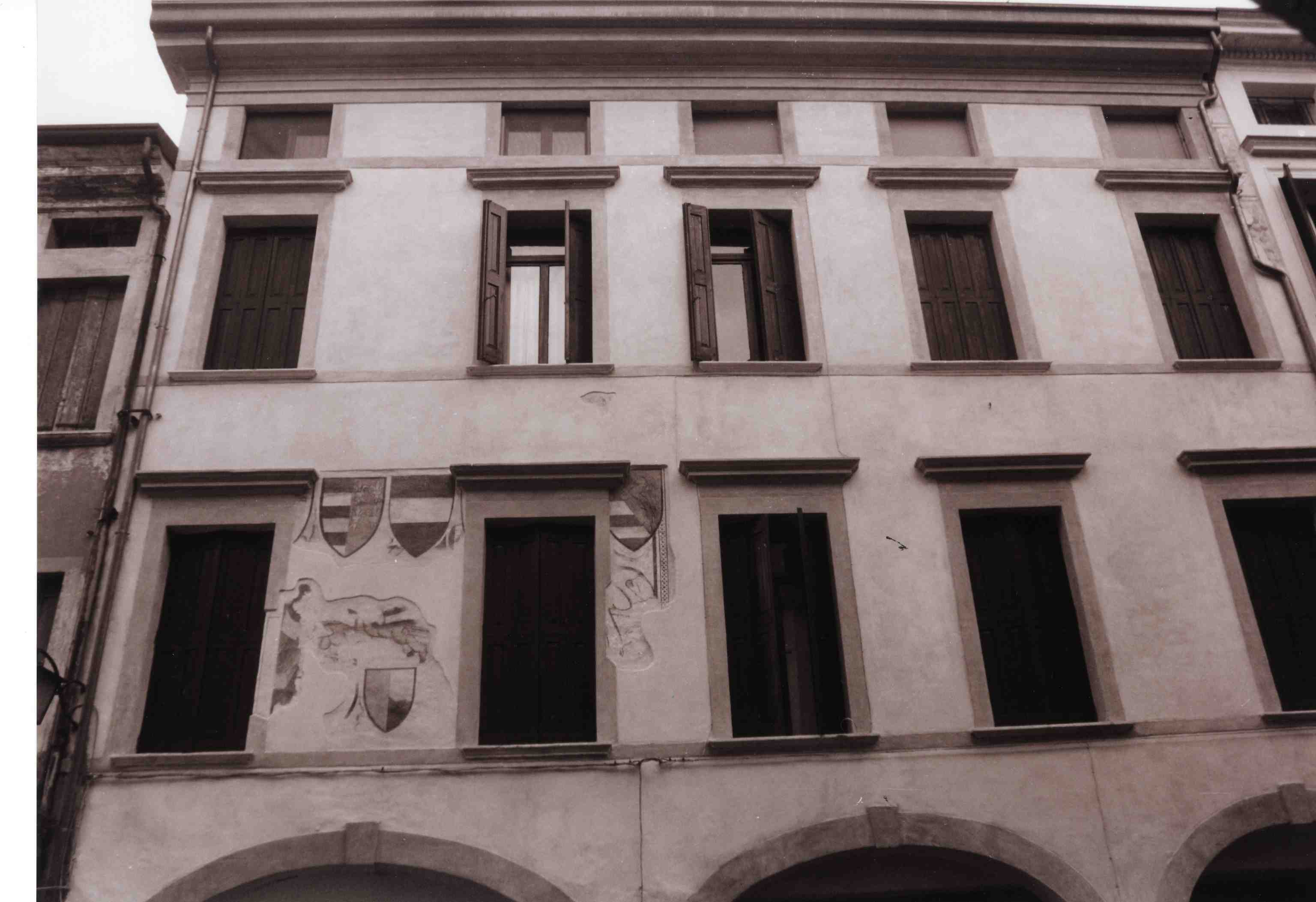 Palazzo del XV sec-part03.jpg