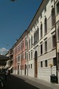 Palazzi Pera e Sbroiavacca (sec. XVI – XVIII) in Borgo Superiore (ora corso Garibaldi), sede dell’Amministrazione Provinciale (foto di Assunta Romor)
