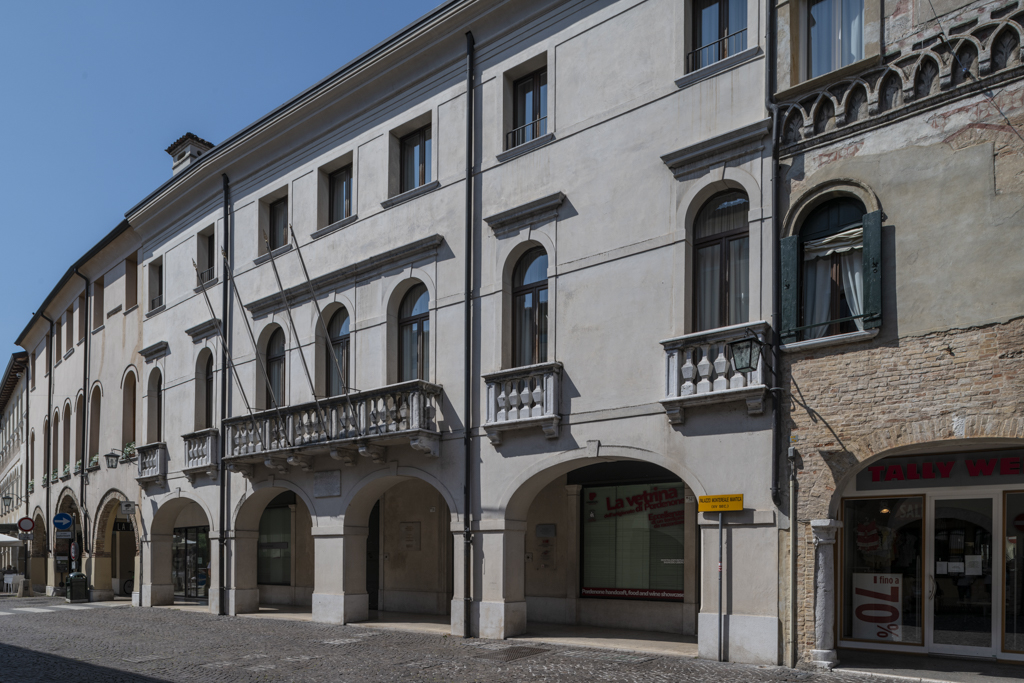Palazzo Montereale Mantica