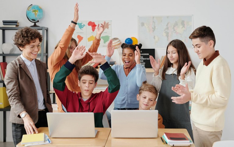 Il nuovo progetto per le scuole di Pordenone offrirà un supporto educativo e psicologico a studenti, genitori e docenti e faciliterà l'accesso ai numerosi servizi del territorio.