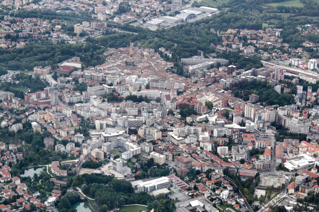 Foto Veduta aerea  di Pordenone