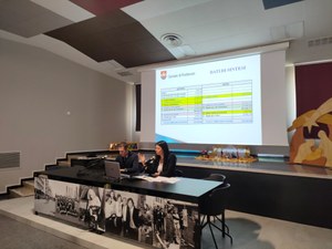3f06c197-3529-4eac-8fe6-833340df5681.jpg