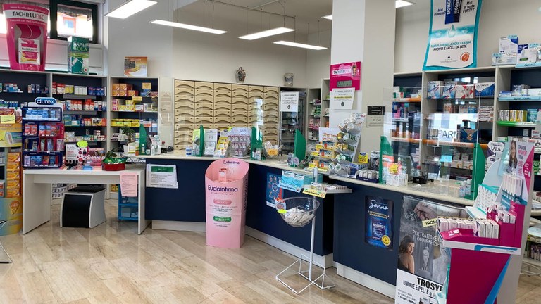 Interno Farmacia Cappuccini